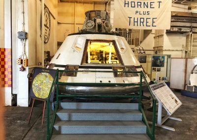 Hornet plus Three: Die Apollo 11 Astronauten Neil Armstrong, Michael Collins und Buzz Aldrin wurden von der USS Hornet im Süd-Pazifik aufgelesen und von President Nixon in Empfang genommen